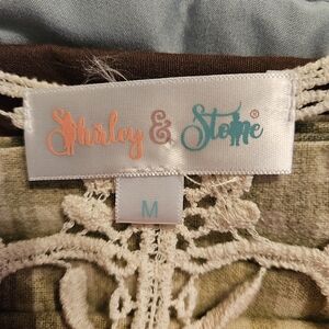 Women's Pink Lace Top